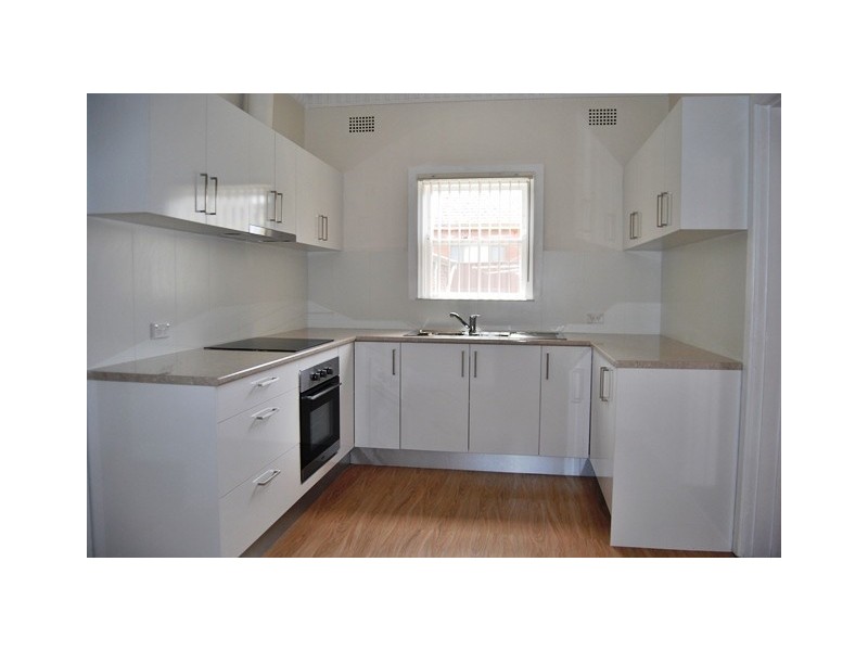 40 Caroline Street, Kingsgrove NSW 2208