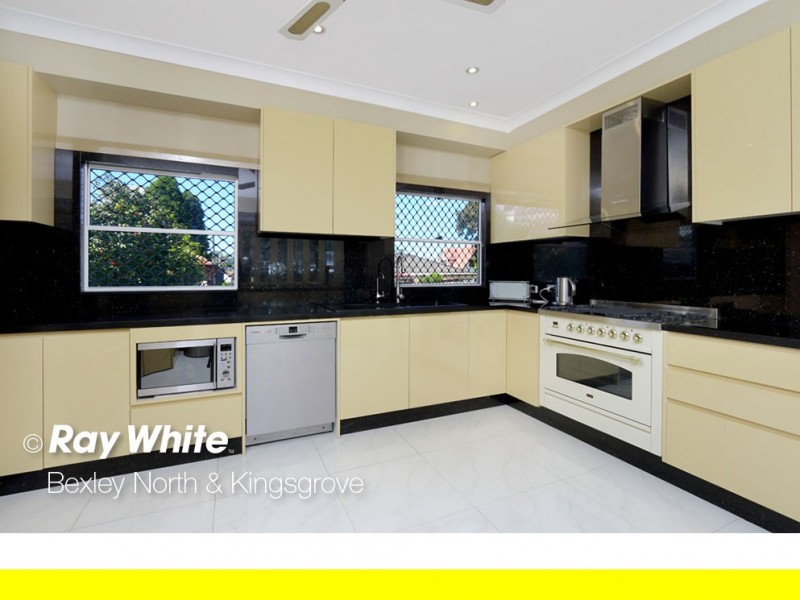 2 Walton Street, Blakehurst NSW 2221