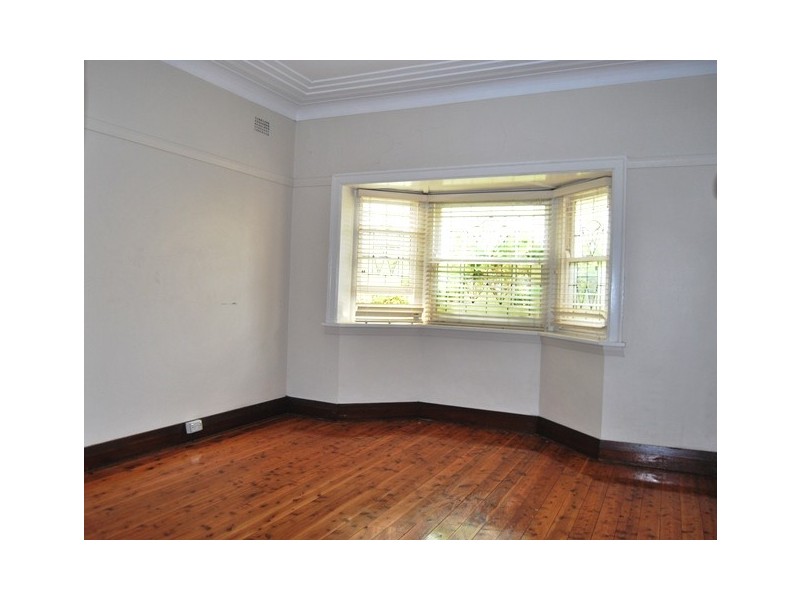 12 Kingsgrove Avenue, Kingsgrove NSW 2208