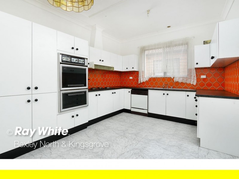 4 Airedale Avenue, Earlwood NSW 2206