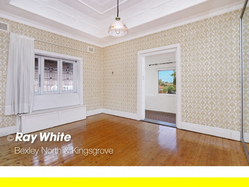 4 Airedale Avenue, Earlwood NSW 2206