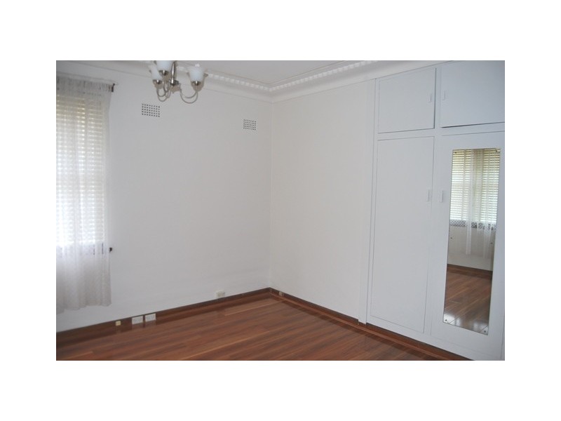 8 Hutchinson Street, Bardwell Park NSW 2207