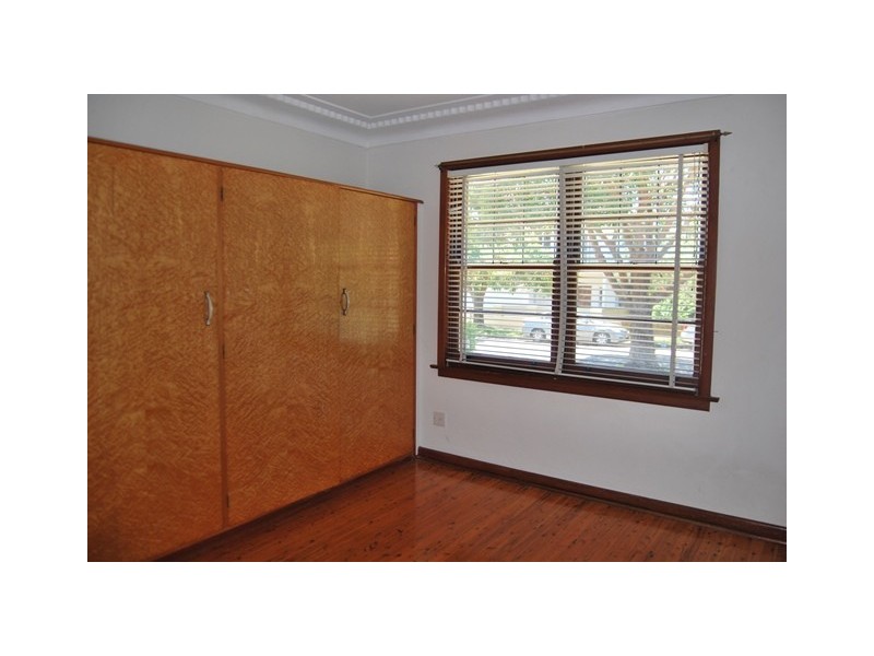 9 Fleming Street, Beverly Hills NSW 2209