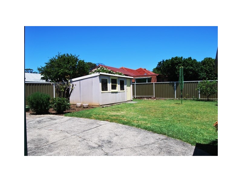 9 Fleming Street, Beverly Hills NSW 2209