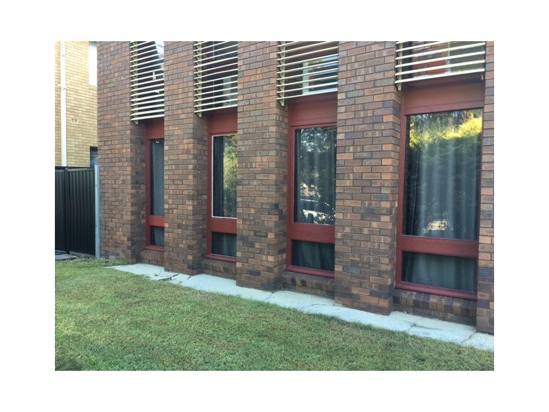 5A Pindarri Road, Peakhurst Heights NSW 2210