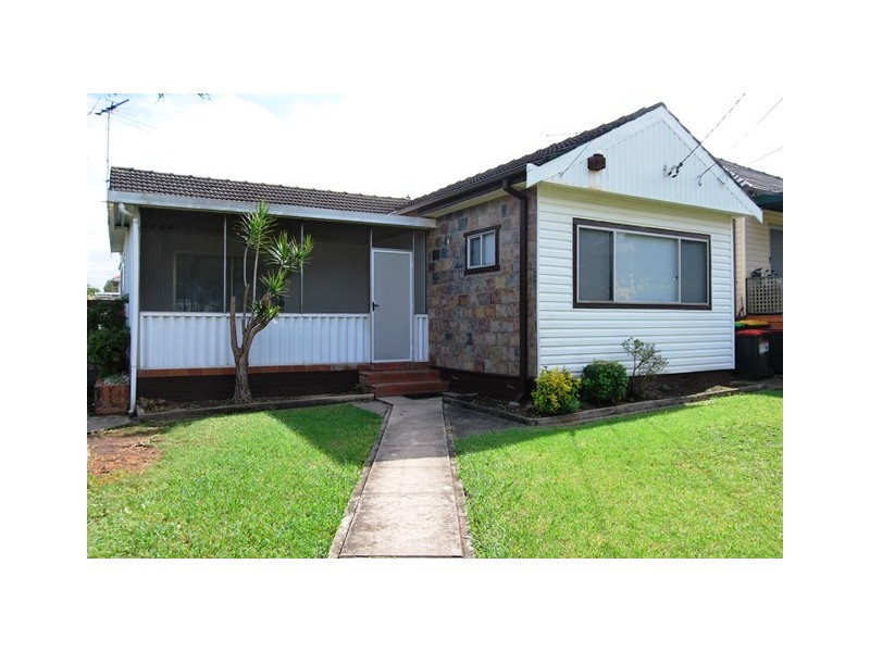 58 Glamis Street, Kingsgrove NSW 2208