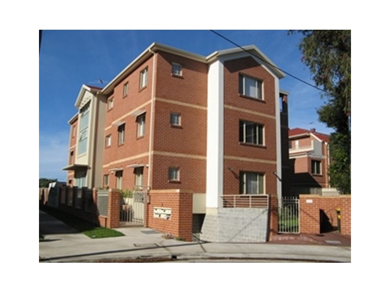 2/5 Phillip Street, Riverwood NSW 2210