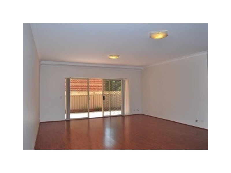 2/5 Phillip Street, Riverwood NSW 2210