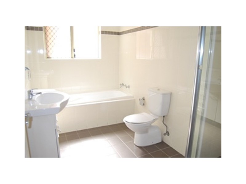 2/5 Phillip Street, Riverwood NSW 2210