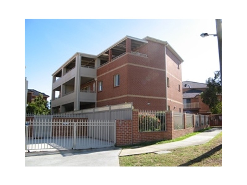 2/5 Phillip Street, Riverwood NSW 2210
