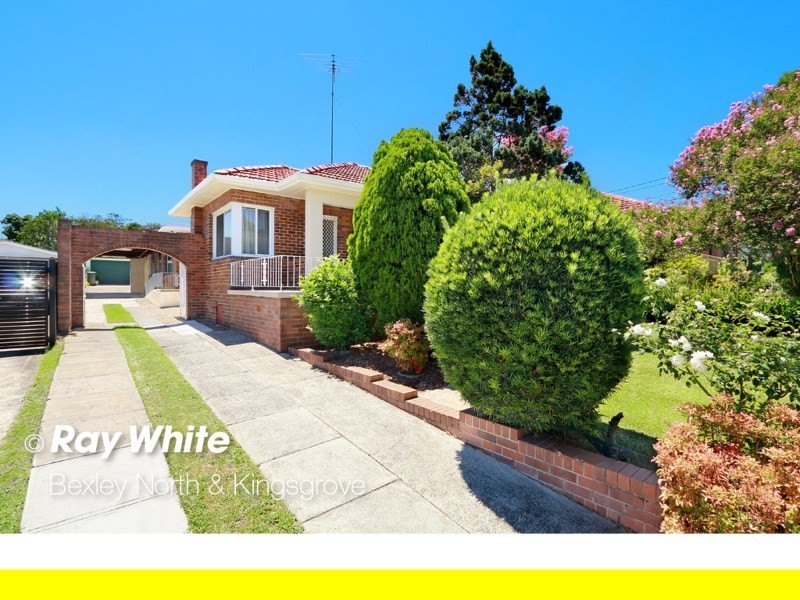 31 Broadarrow Road, Narwee NSW 2209