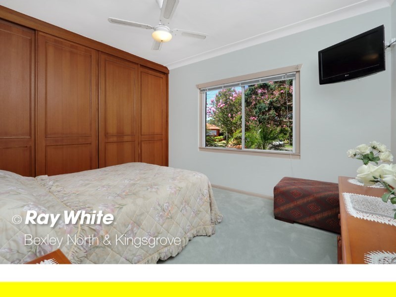 31 Broadarrow Road, Narwee NSW 2209