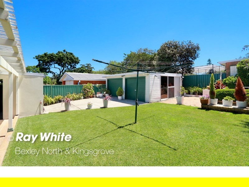 31 Broadarrow Road, Narwee NSW 2209