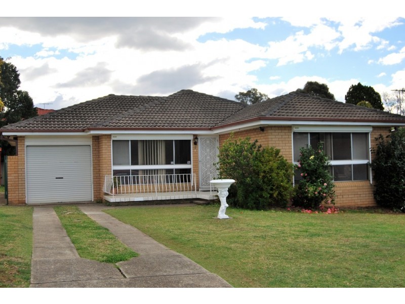 7 Bronzewing Street, Ingleburn NSW 2565