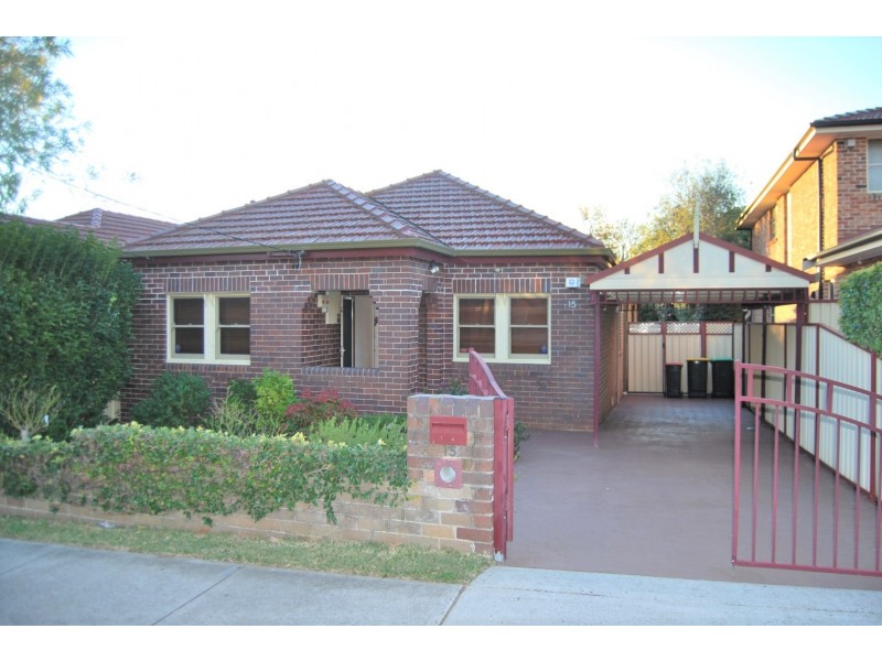 15 Young Street, Penshurst NSW 2222