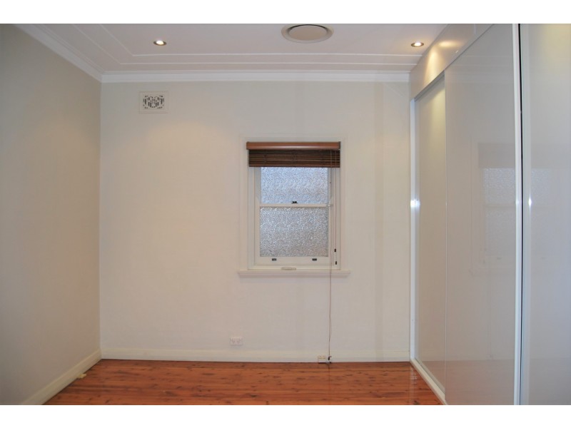 15 Young Street, Penshurst NSW 2222