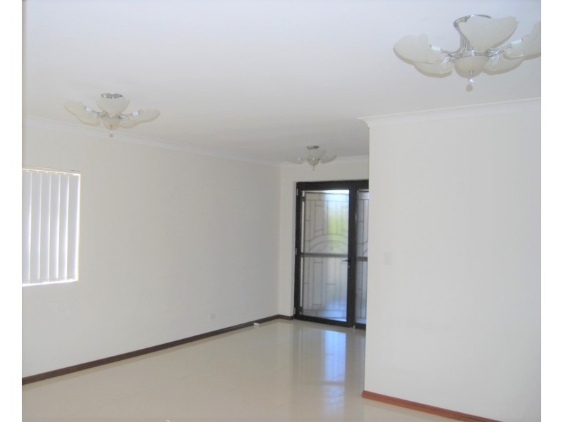 6A Forsyth Street, Kingsgrove NSW 2208