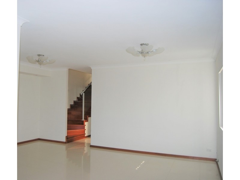 6A Forsyth Street, Kingsgrove NSW 2208