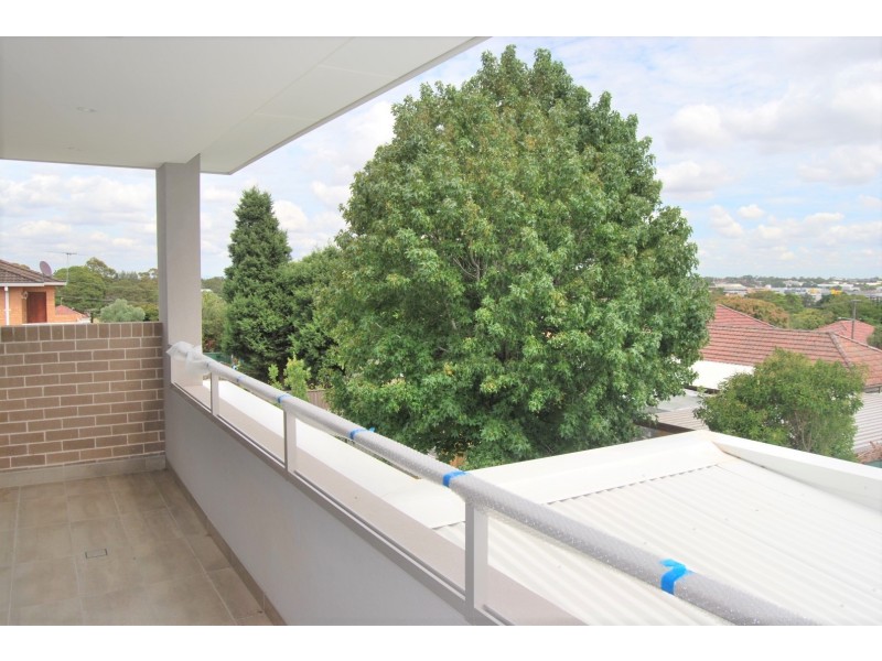 20 Bennett Street, Kingsgrove NSW 2208