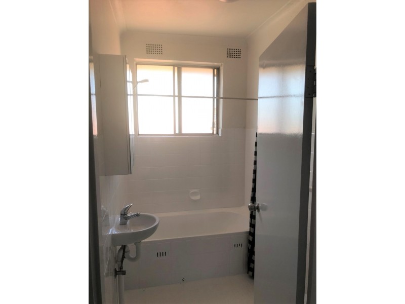 12/27 Second Avenue, Campsie NSW 2194