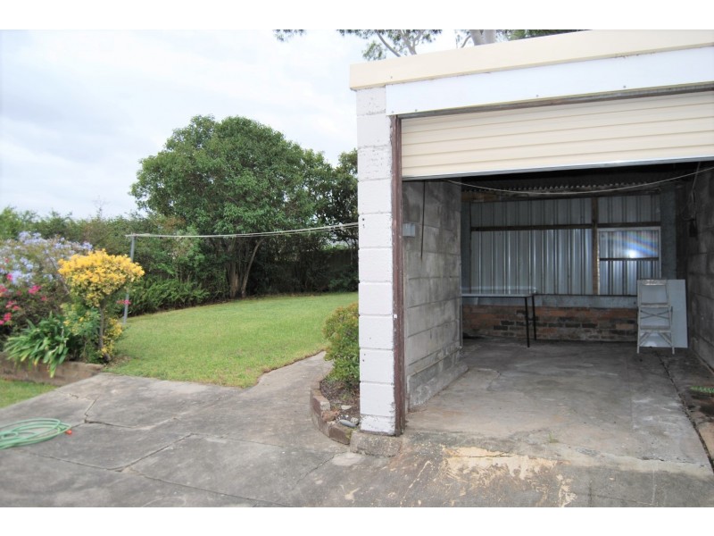 4 Morris  Avenue, Kingsgrove NSW 2208