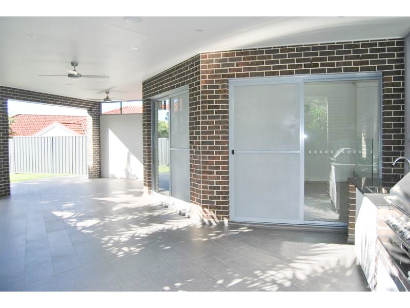 4A Edgar Crescent, Belfield NSW 2191