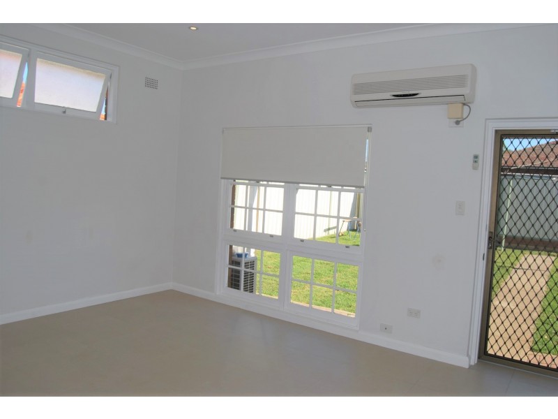 5 Wolli Street, Kingsgrove NSW 2208