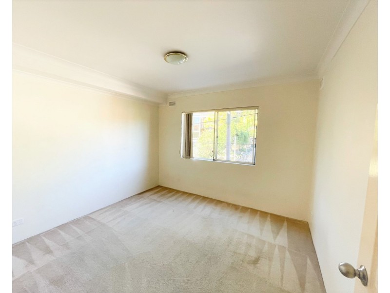 5/8-20 Sarsfield Circuit, Bexley North NSW 2207