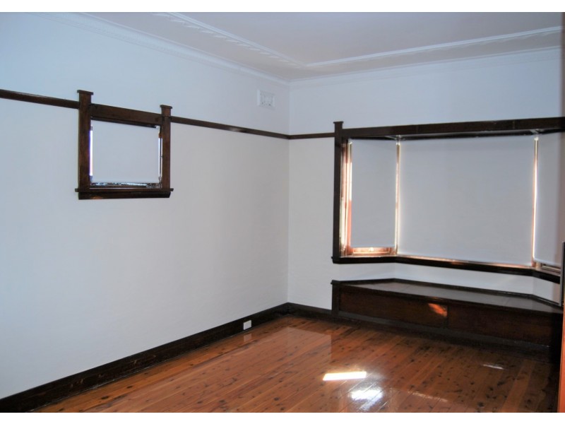 73 Ponyara Road, Beverly Hills NSW 2209