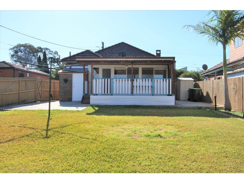 73 Ponyara Road, Beverly Hills NSW 2209