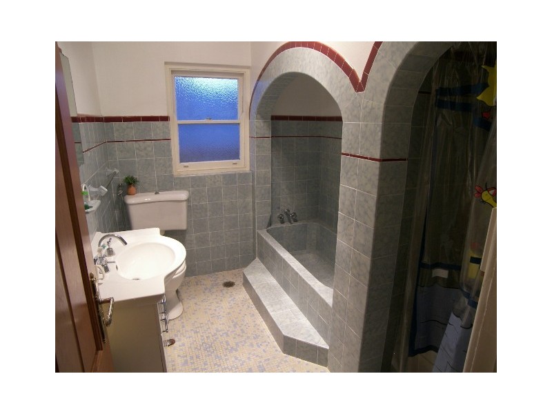 53 Staples Street, Kingsgrove NSW 2208