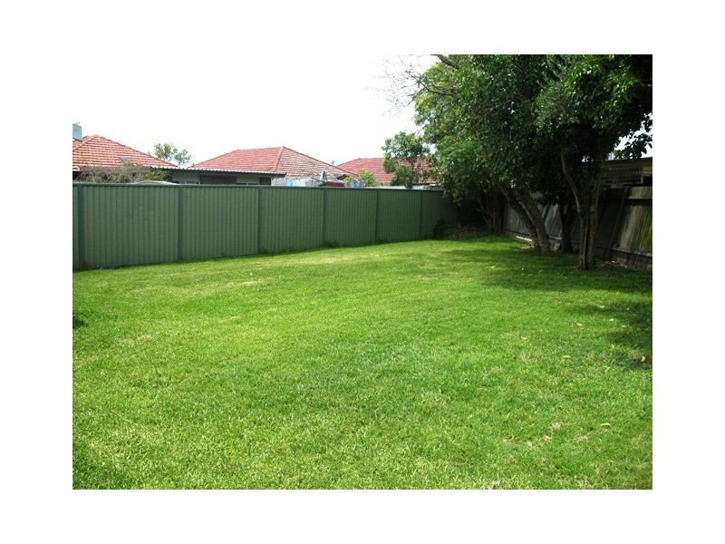 2 Hillside Avenue,, Clemton Park NSW 2206