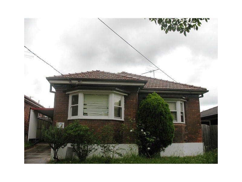 74  Caroline Street,, Kingsgrove NSW 2208