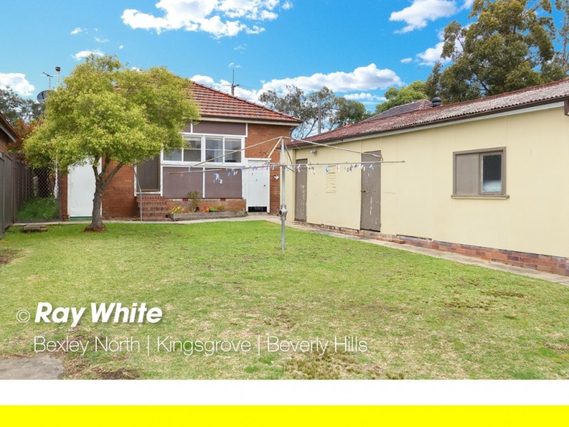 12 Kingsgrove Avenue, Kingsgrove NSW 2208