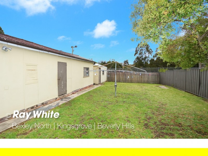12 Kingsgrove Avenue, Kingsgrove NSW 2208