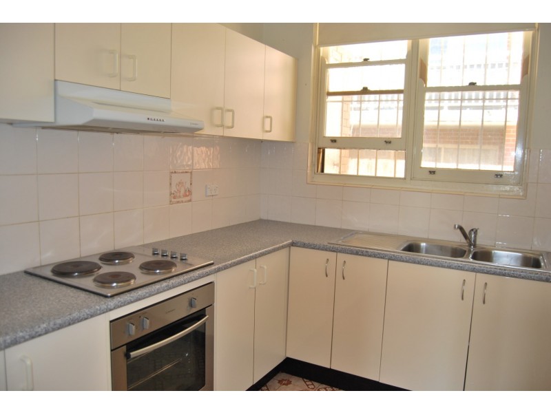 2A /8-20 Sarsfield Circuit, Bexley North NSW 2207