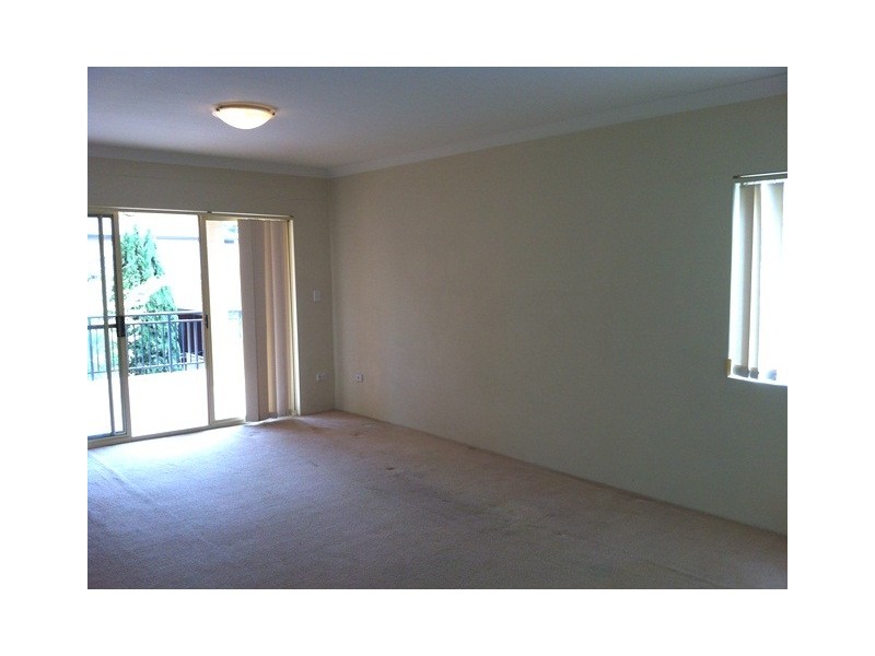 8/32-34 Wolli creek Road,, Banksia NSW 2216