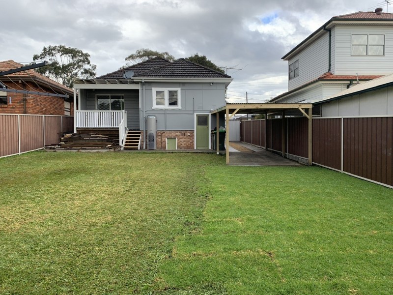 15 Eva Street, Roselands NSW 2196