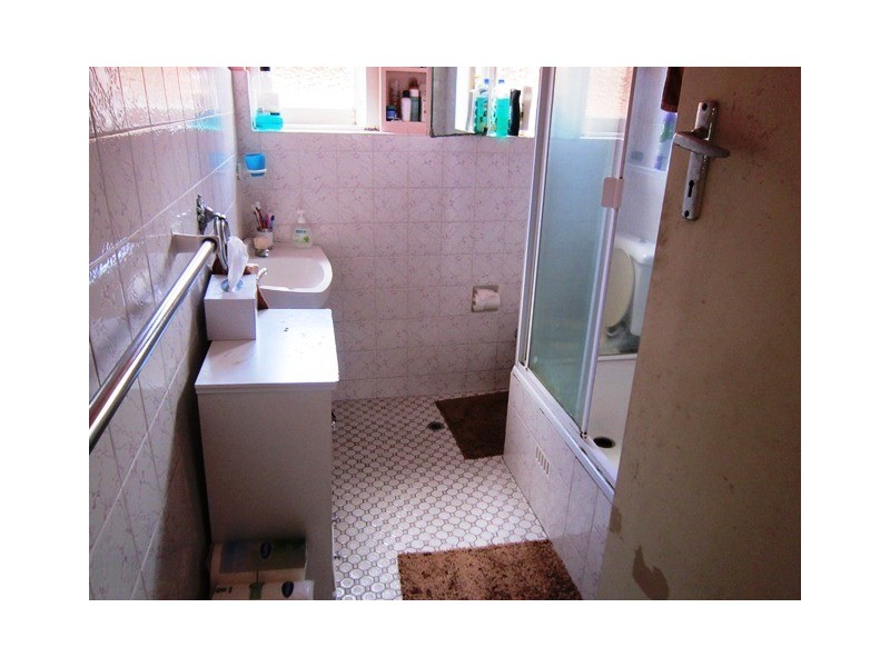 28 Arinya Street, Kingsgrove NSW 2208