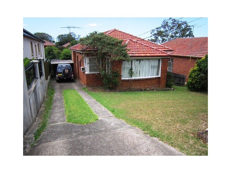 28 Arinya Street, Kingsgrove NSW 2208