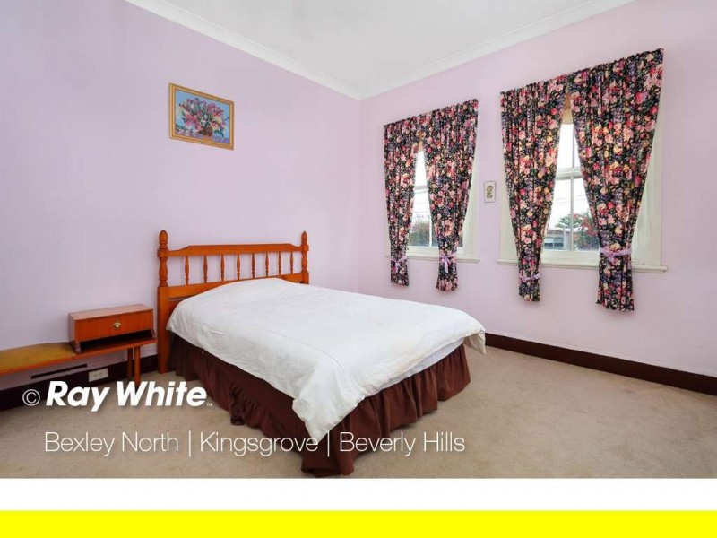 16 Springfield Avenue, Roselands NSW 2196