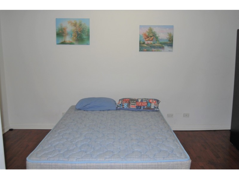 9 Sarsfield circuit, Bexley North NSW 2207 Floorplan