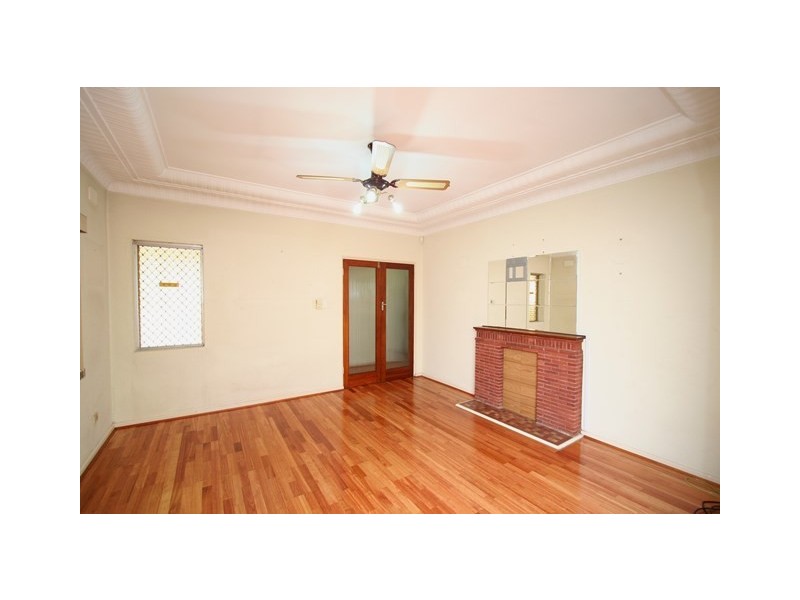 8 Hobbs Street,, Kingsgrove NSW 2208