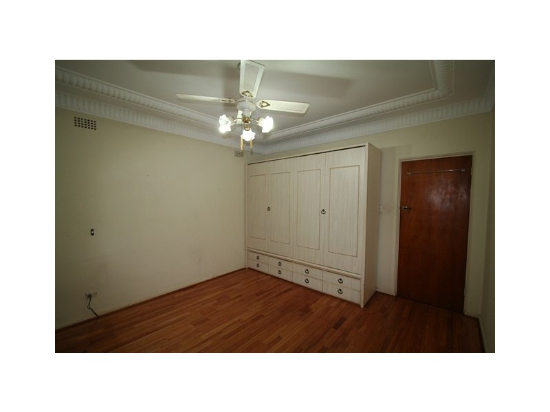 8 Hobbs Street,, Kingsgrove NSW 2208