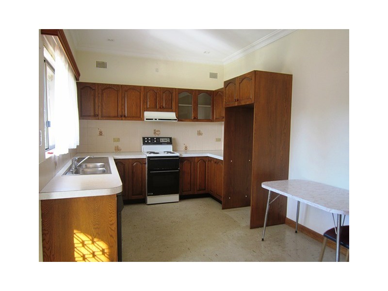 9 Hillcrest Avenue, Hurstville NSW 2220