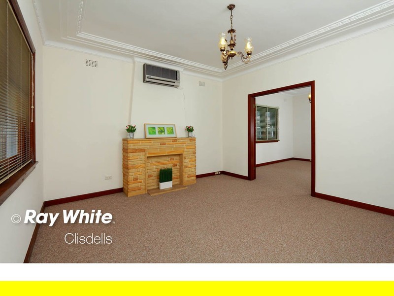 7 Pacific Street, Kingsgrove NSW 2208