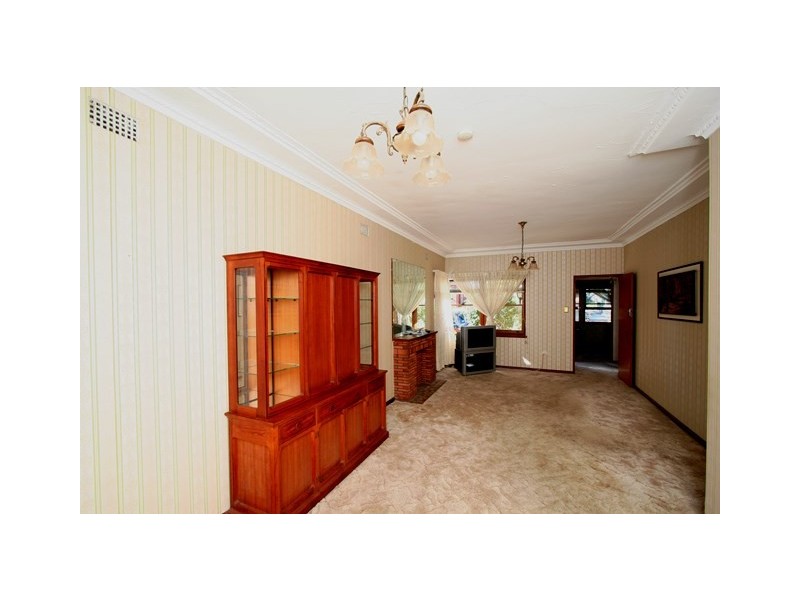 16 Ashby Street, Kingsgrove NSW 2208