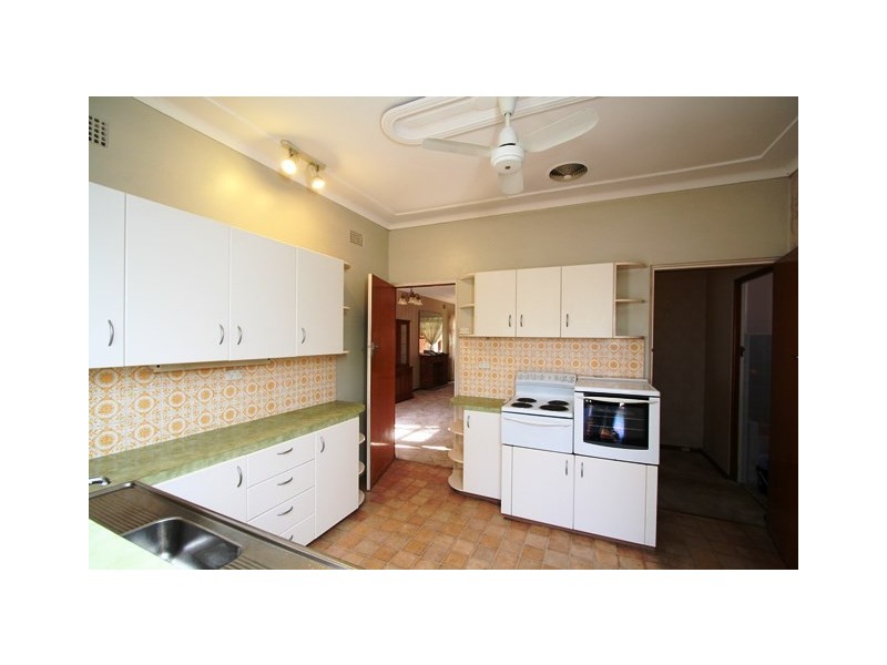 16 Ashby Street, Kingsgrove NSW 2208