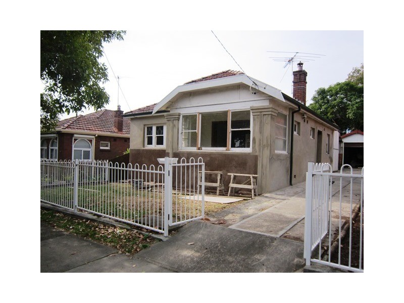 26 Caroline Street, Kingsgrove NSW 2208