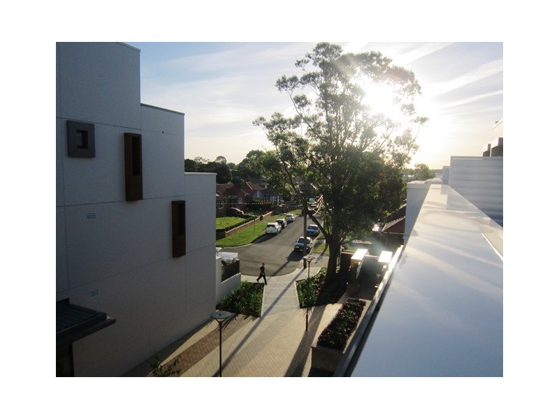 D210/11 Mashman Avenue, Kingsgrove NSW 2208